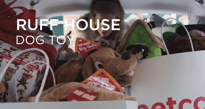 Uber Content Petco: Directed by Chris Hooper